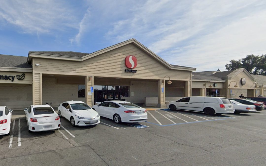 Glen Cove Shopping Center