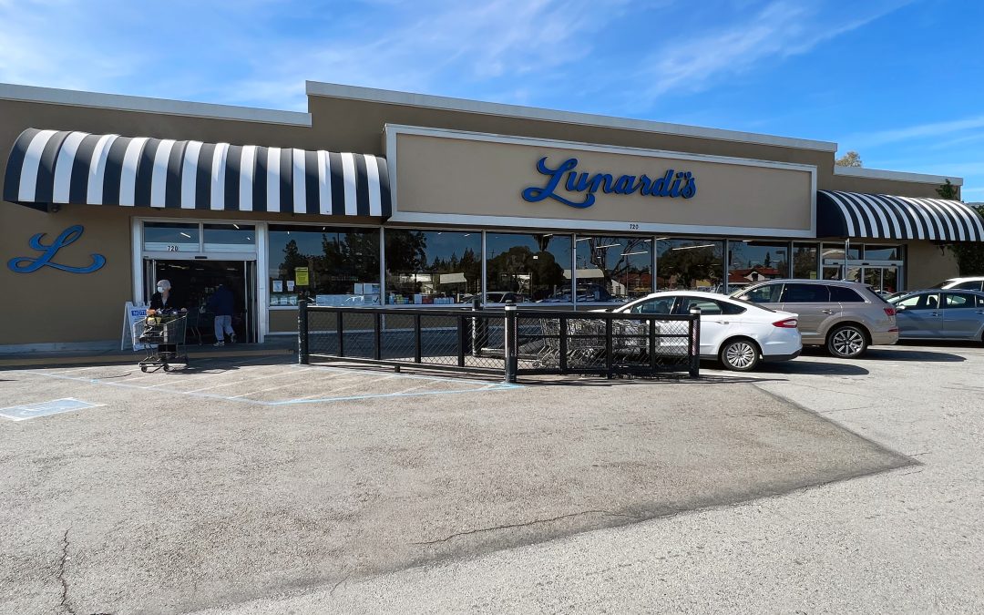 Kings Court Shopping Center