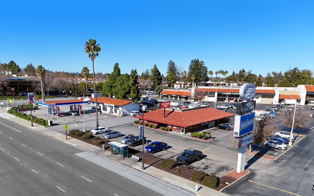 3715 El Camino Real